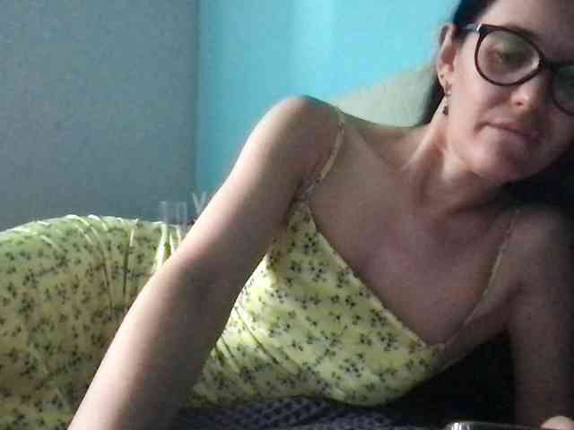 MilaBi-192569 webcam