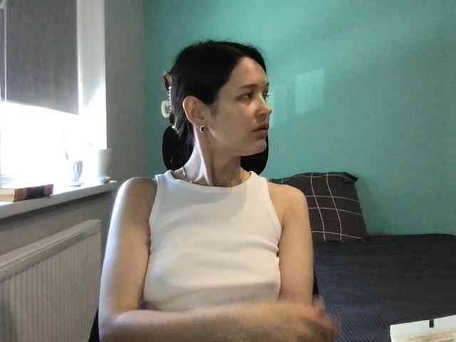 MilaBi-192569 webcam