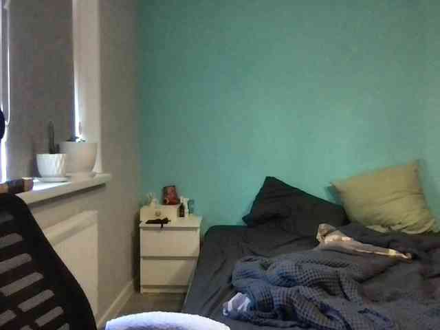 MilaBi-192569 webcam