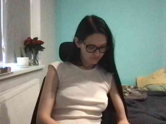 MilaBi-192569 webcam