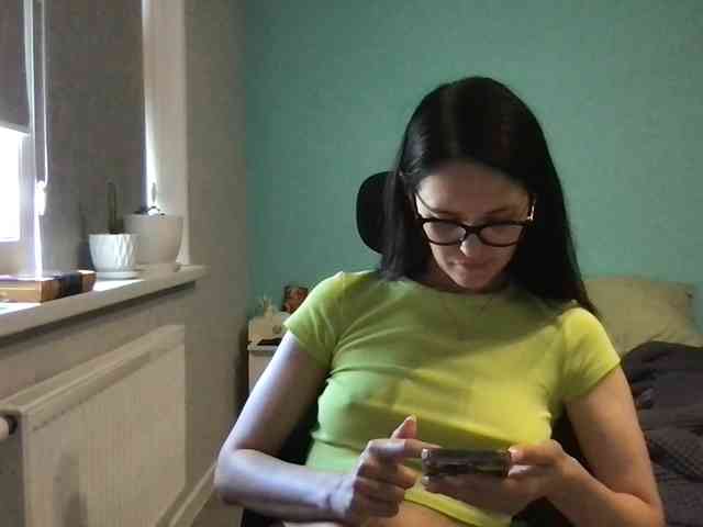 MilaBi-192569 webcam