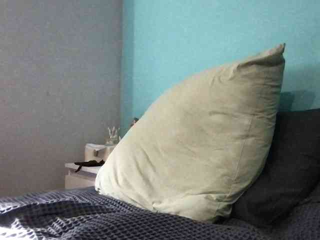 MilaBi-192569 webcam