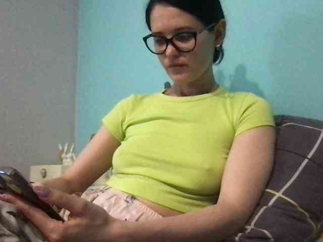 MilaBi-192569 webcam