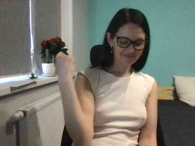 MilaBi-192569 webcam