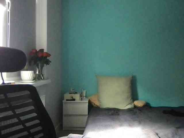 MilaBi-192569 webcam