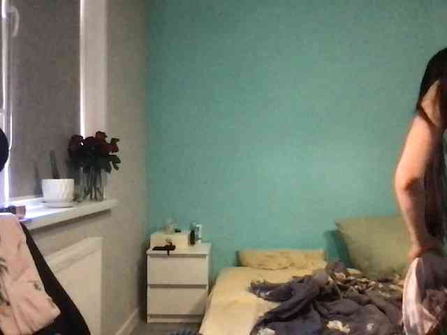 MilaBi-192569 webcam
