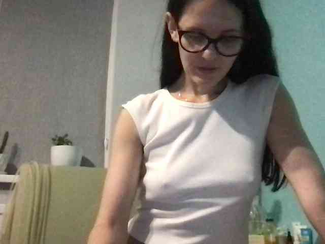 MilaBi-192569 webcam