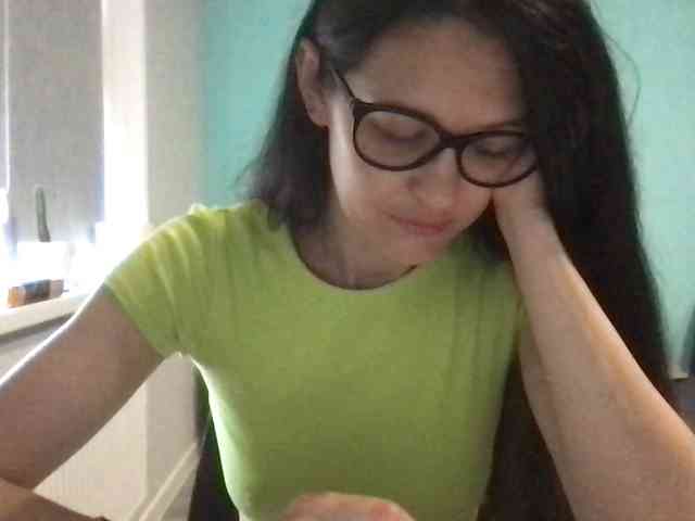 MilaBi-192569 webcam