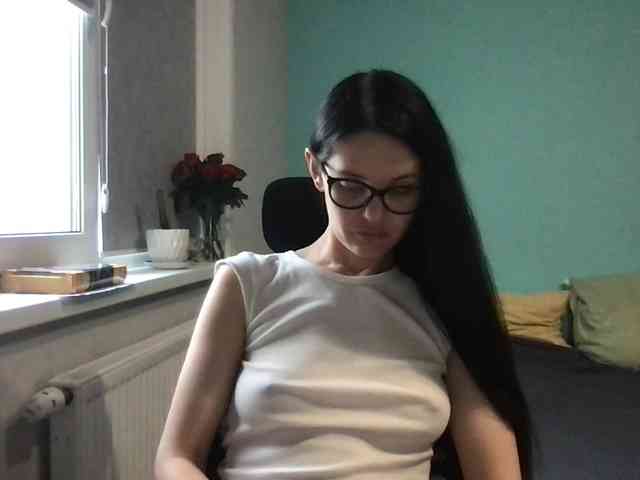 MilaBi-192569 webcam