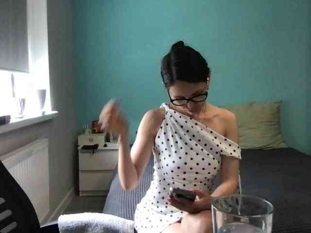 MilaBi-192569 webcam