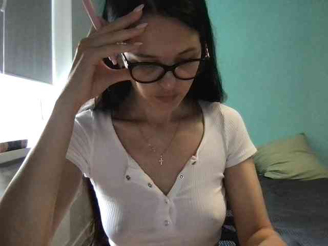 MilaBi-192569 webcam
