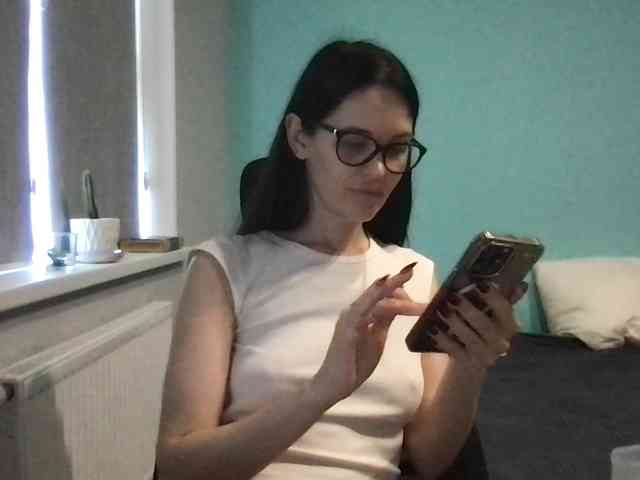 MilaBi-192569 webcam