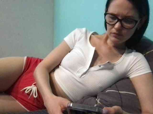 MilaBi-192569 webcam