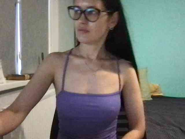 MilaBi-192569 webcam