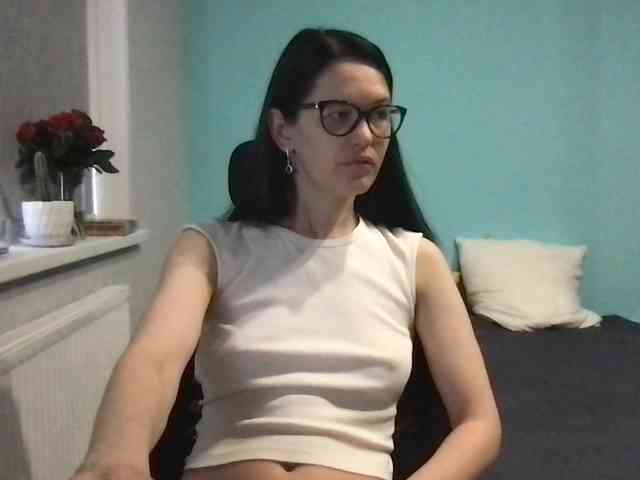 MilaBi-192569 webcam