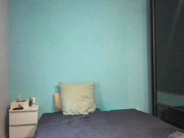 MilaBi-192569 webcam