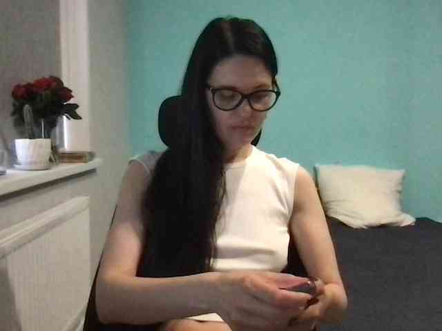 MilaBi-192569 webcam
