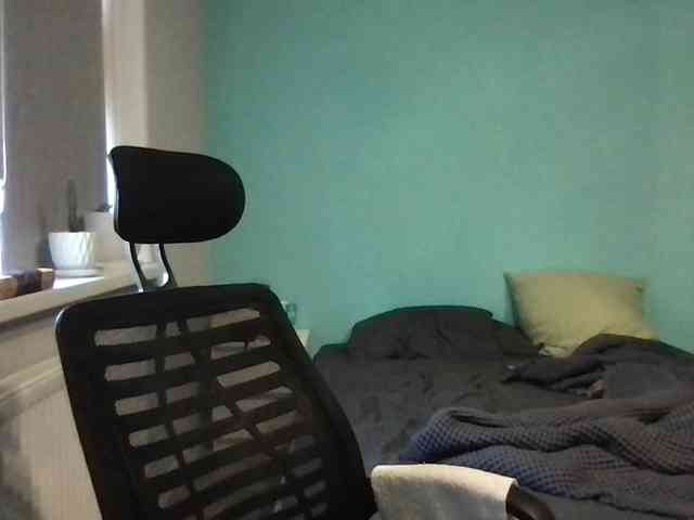 MilaBi-192569 webcam