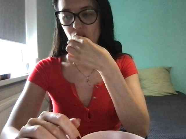 MilaBi-192569 webcam