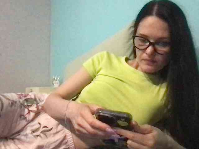 MilaBi-192569 webcam