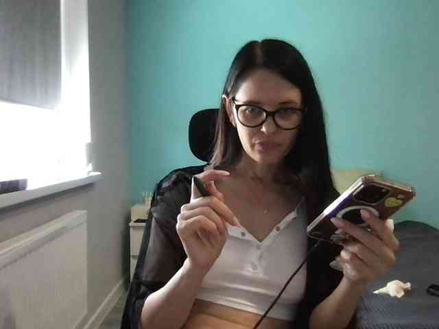 MilaBi-192569 webcam
