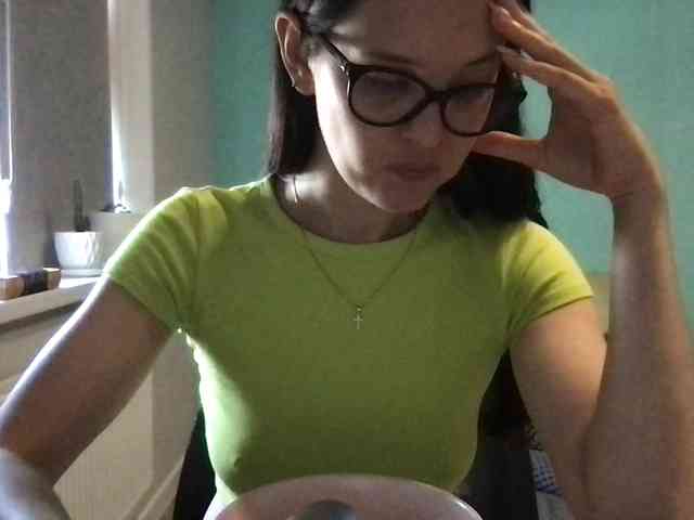 MilaBi-192569 webcam