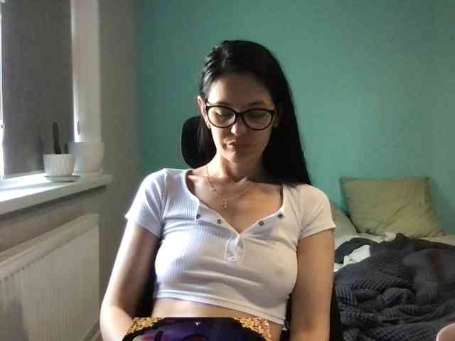 MilaBi-192569 webcam