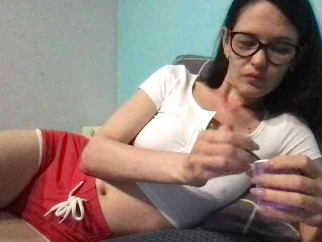 MilaBi-192569 webcam