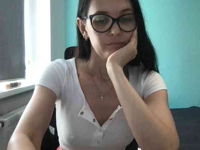 MilaBi-192569 webcam