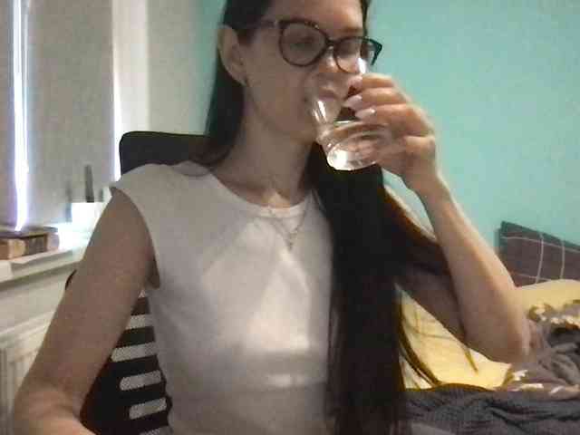 MilaBi-192569 webcam