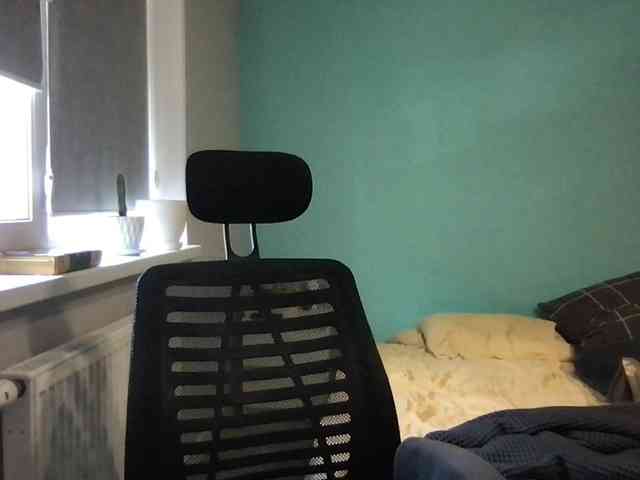 MilaBi-192569 webcam