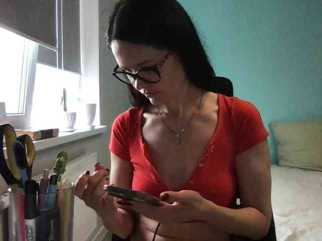 MilaBi-192569 webcam