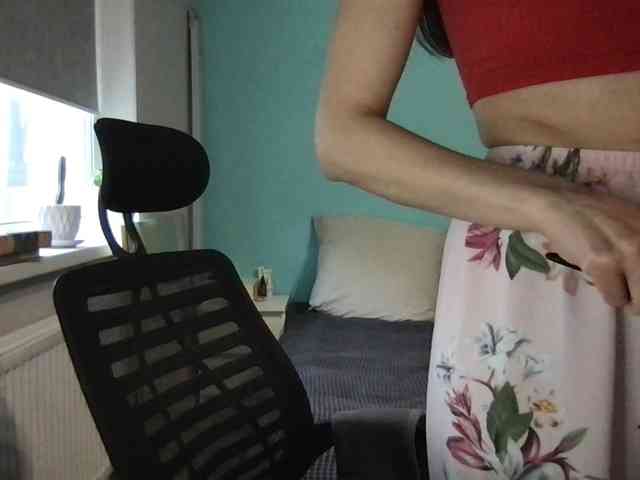 MilaBi-192569 webcam