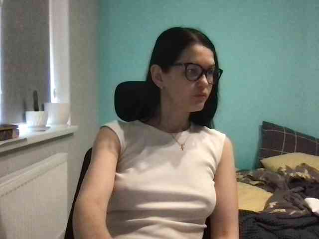 MilaBi-192569 webcam