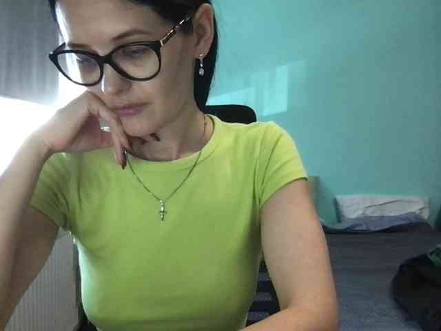 MilaBi-192569 webcam