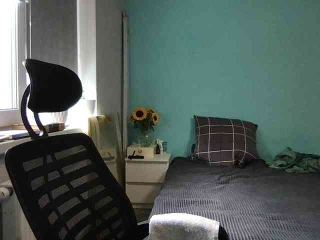 MilaBi-192569 webcam