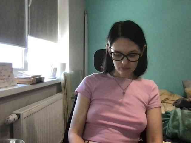 MilaBi-192569 webcam