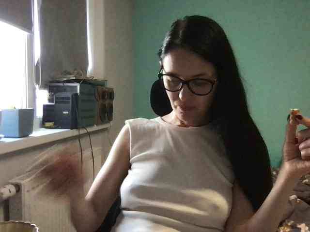 MilaBi-192569 webcam