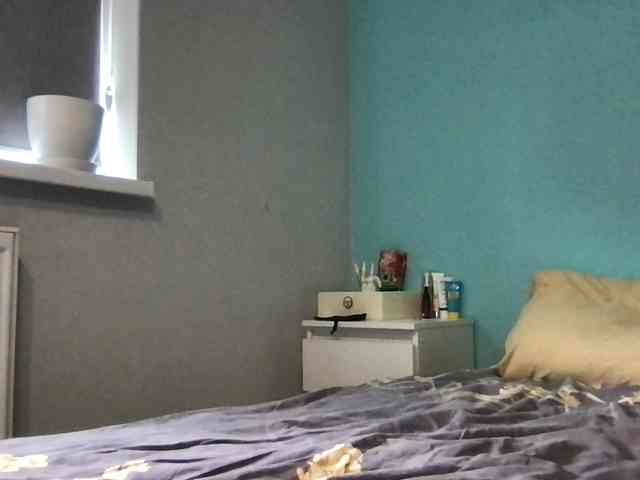 MilaBi-192569 webcam