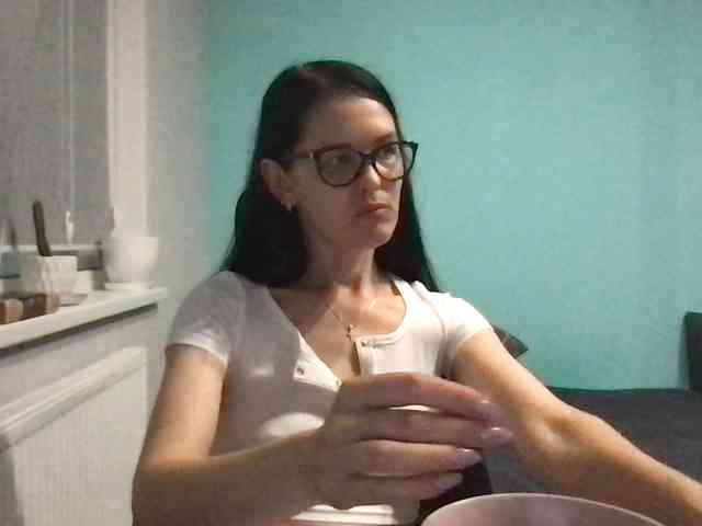 MilaBi-192569 webcam