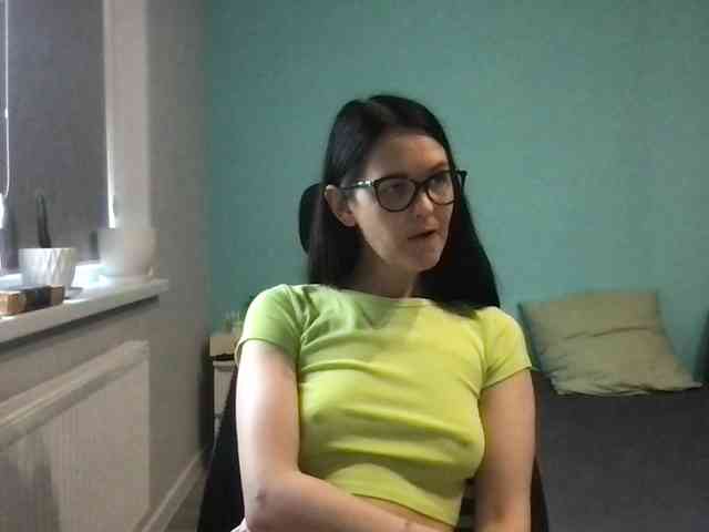 MilaBi-192569 webcam