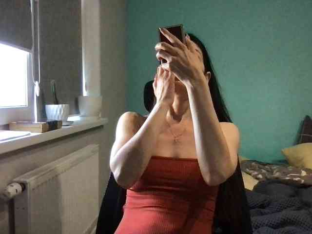 MilaBi-192569 webcam