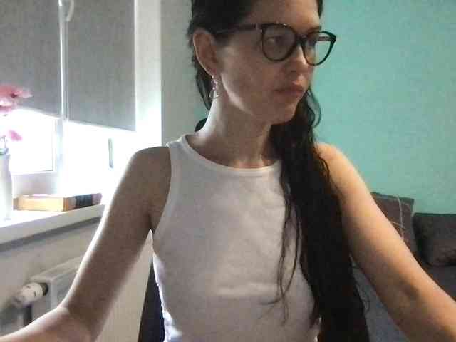 MilaBi-192569 webcam