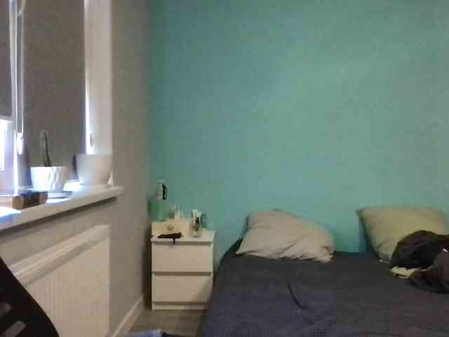 MilaBi-192569 webcam