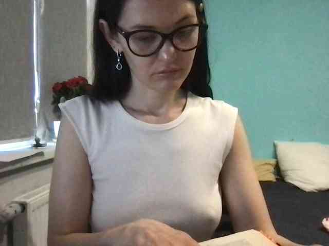 MilaBi-192569 webcam
