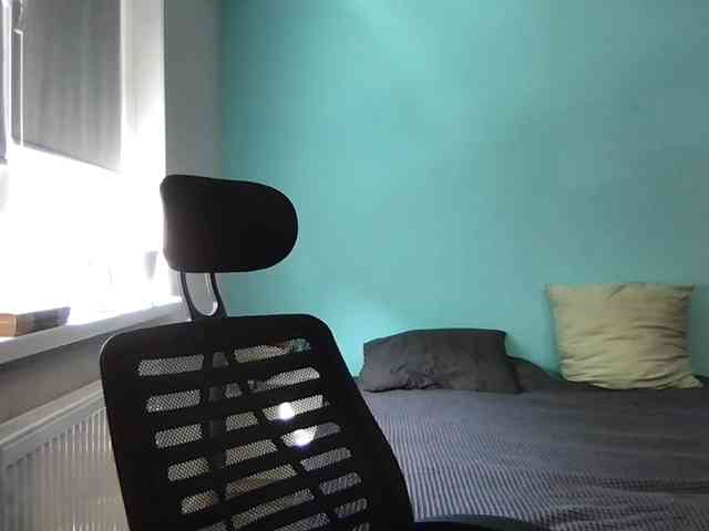 MilaBi-192569 webcam