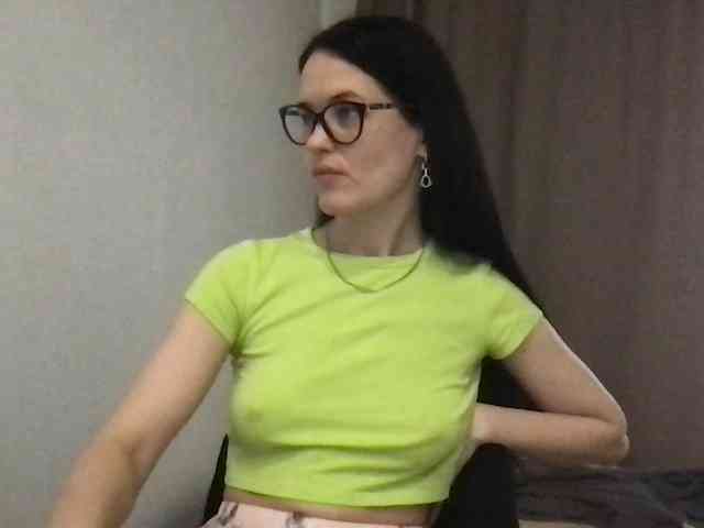 MilaBi-192569 webcam