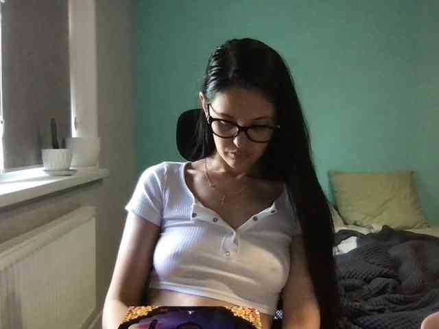 MilaBi-192569 webcam