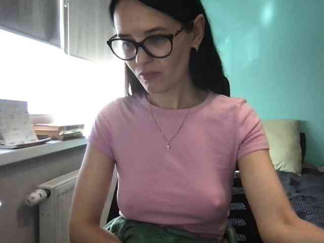 MilaBi-192569 webcam