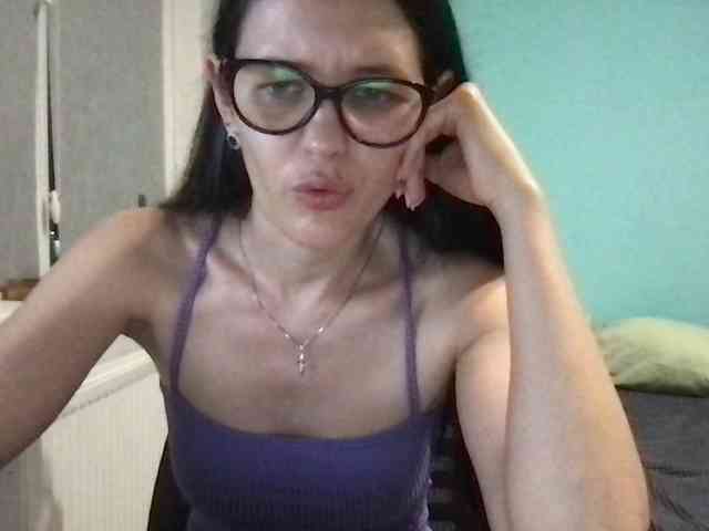 MilaBi-192569 webcam